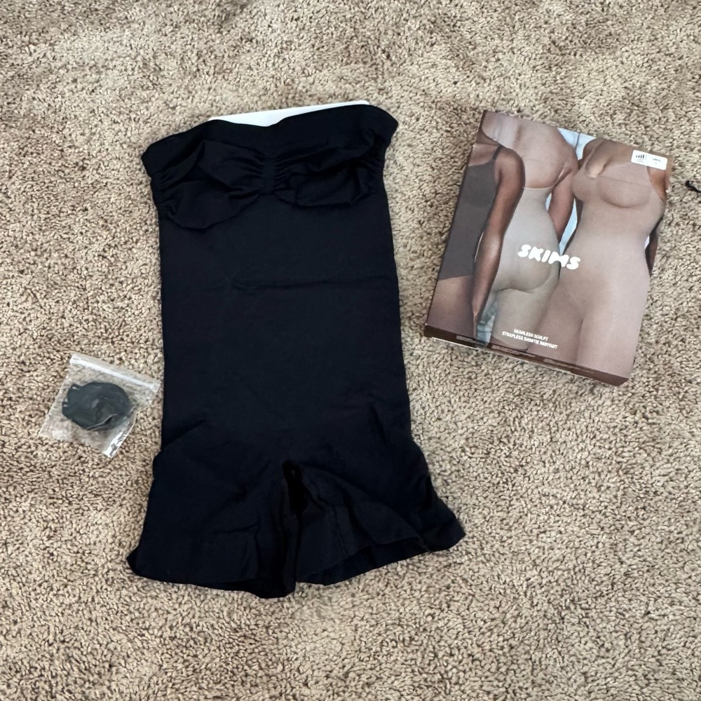 SKIMS Black Shapewear Bodysuit